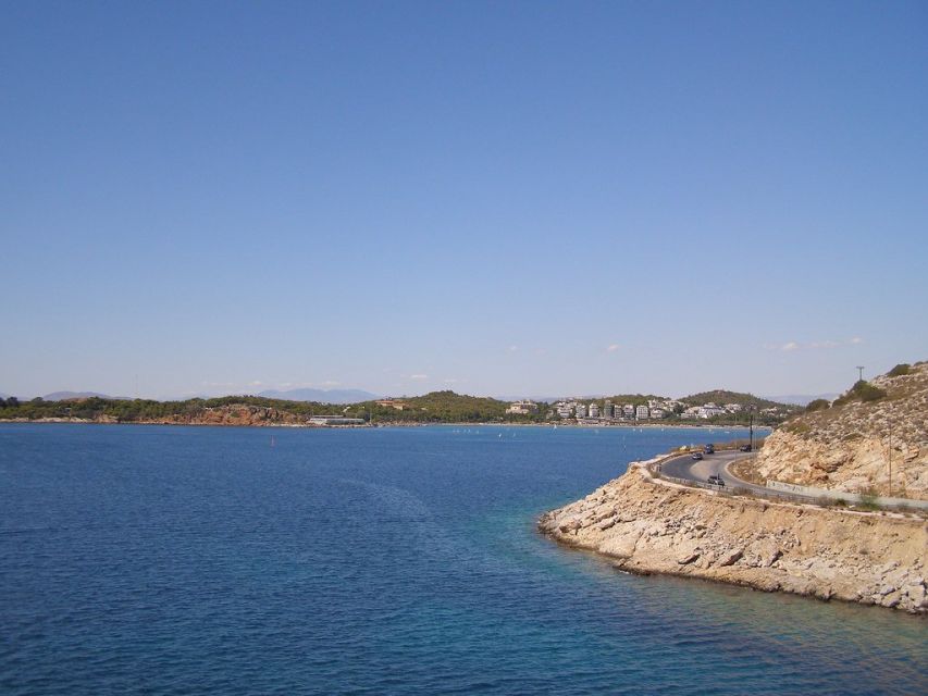 Cape Sounion Private Half-Day Tour fromAthens centerPiraeus - Laimos Viewpoint and the Saronic Gulf: Short Stop, Big Reward