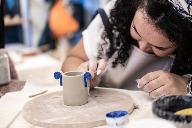 Create and paint your own ceramic piece in a workshop in Athens - Small details that make the experience feel smooth