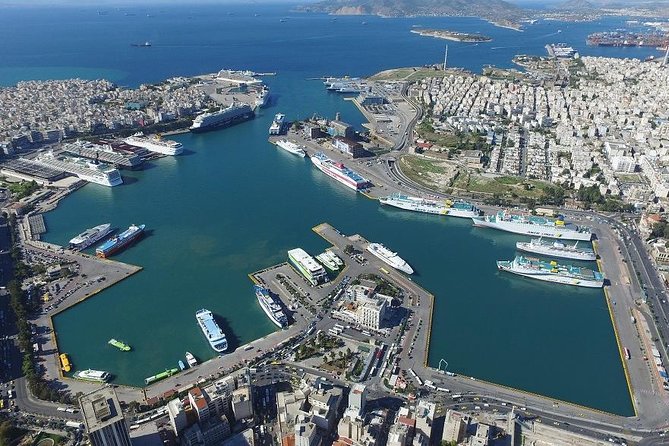Cruise Terminal (Piraeus Port) Transfers - Onboard comfort: water, air-conditioning, and Wi‑Fi you can actually use