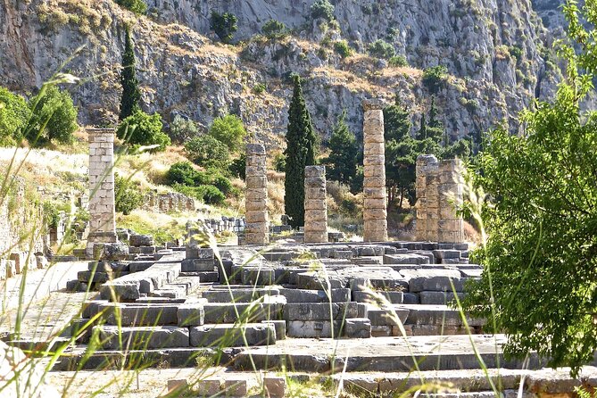 Delphi and Hosios Loukas Monastery Full Day Private Tour - How the day starts: Athens hotel or Piraeus cruise pickup