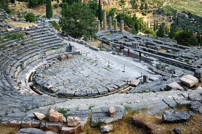 Delphi and Thermopylae Full Day Experience - Arachova: the easy mountain break you’ll probably enjoy (about 20 minutes)
