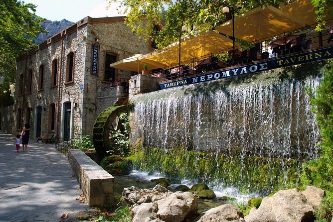 Delphi (Apollo Oracle/ Athena Tholos) private day tour from Athens (10 hours) - Lunch in Delphi town and the Arachova mountain village option