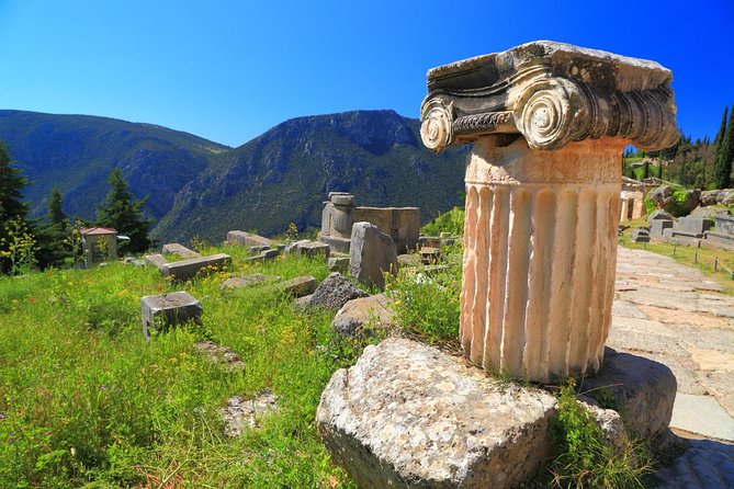 Delphi Day Trip from Athens with Spanish-Speaking Guide - Getting picked up: what to double-check before 8:15 am