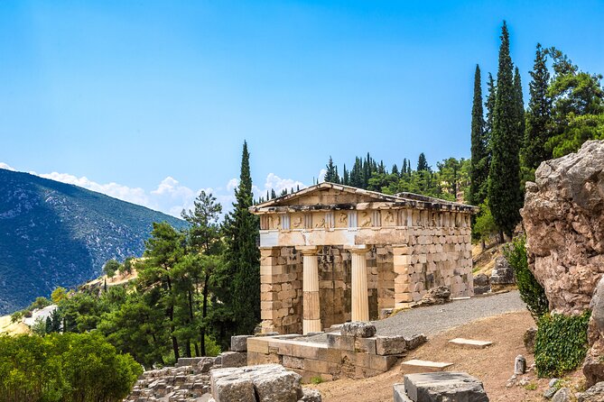 Delphi Full-Day Private Tour to the Oracle Site & Museum - Stop 2: Delphi’s Oracle World at the Temple of Apollo Complex