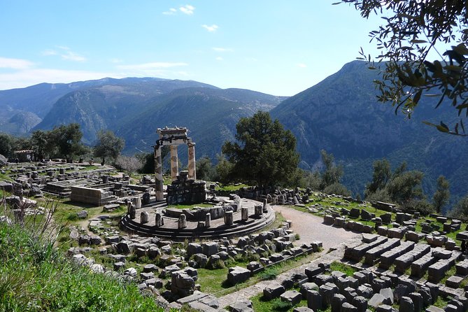 Delphi, Itea, Galaxidi full day private tour from Athens - Delphi Archaeological Museum: The Charioteer and the Stuff You Actually Need