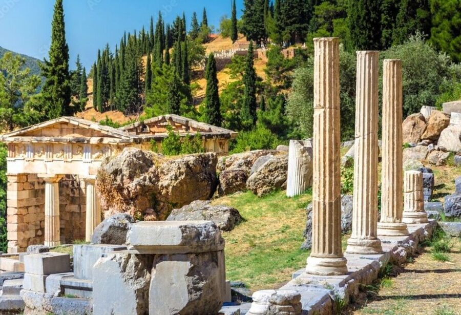 Delphi Self-Guided Tour with 3D Models & Audio (No Ticket) - Using 3D models and 360° views without getting lost