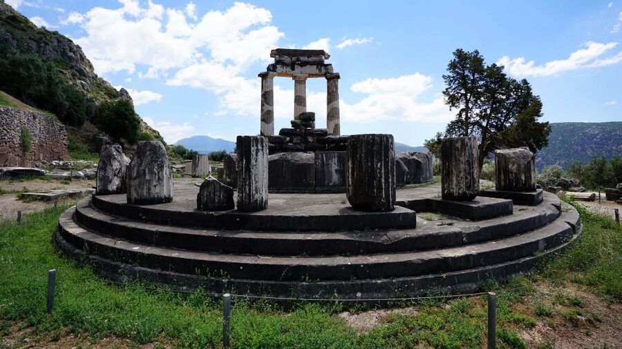 Delphi Self-Guided Tour with 3D Models & Audio (No Ticket) - The Pythian Games: seeing a sanctuary as a festival machine