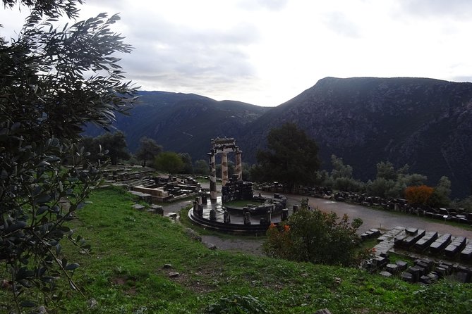Delphi with Professional English Guide and Transportation - Guide Quality: Why Names Like Vicky, Effi, Rikki, and Nancy Matter