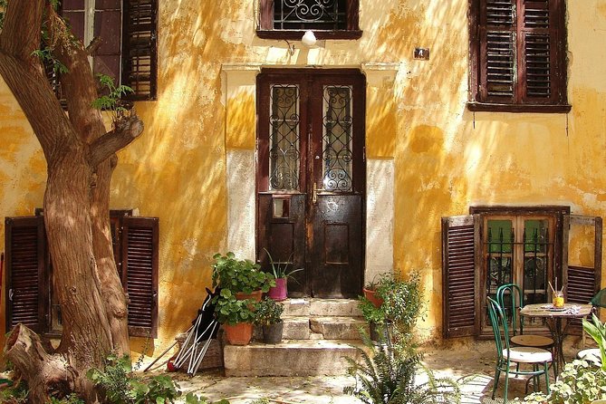 Discover Athens’ most Photogenic Spots with a Local - Anafiotika above Plaka: an old-town mood on the hillside