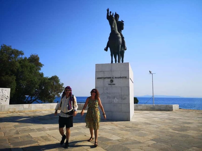 E-Bike Tour Around Athenian Riviera - From Dionysiou Aeropagitou to the bike path: getting your bearings