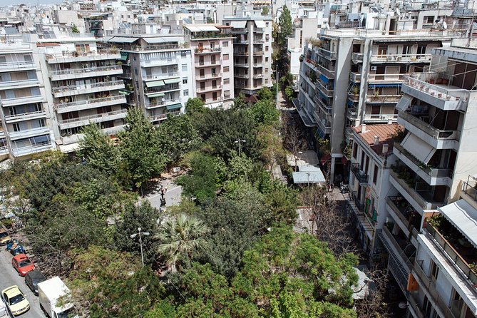 Exarcheia walking tour: The other side of Athens - Group size and private guiding: why up to eight matters
