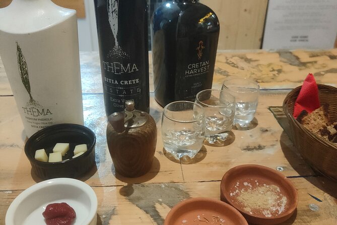 Extra Virgin Olive Oil & Greek Honey Experience with Pairings - Greek honey: what changes between varieties and uses