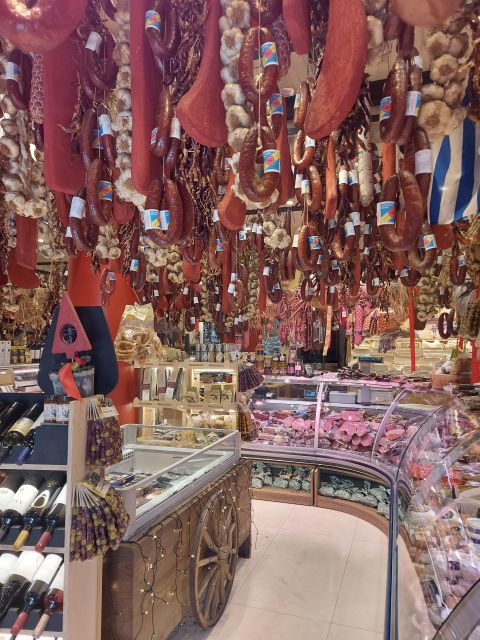 Food Experience in Athens including Unlimited Lunch - Areos 3 meeting point: Start smart, start easy