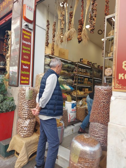 Food Experience in Athens including Unlimited Lunch - Stop 6: Peristeri lunch break with drinks and generous refills