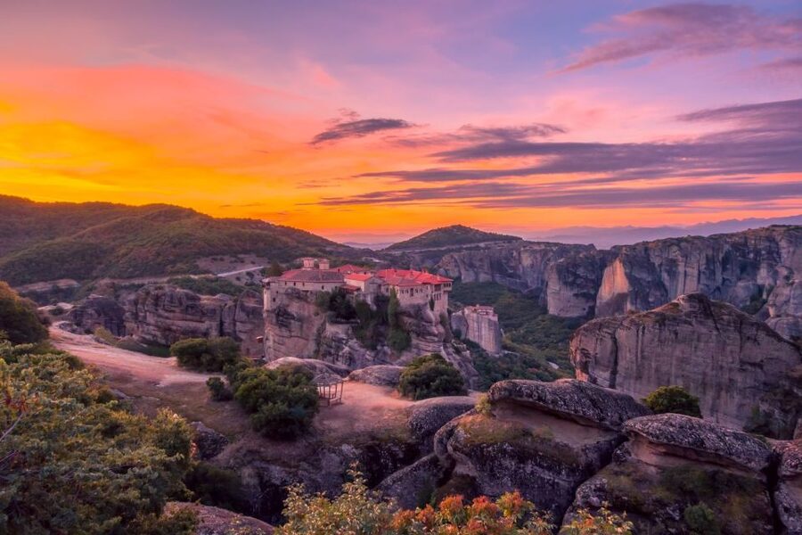From Athens: 2 Days Meteora, Thermopylae & Delphi Tour - Price and value: does $294 make sense for what you get?