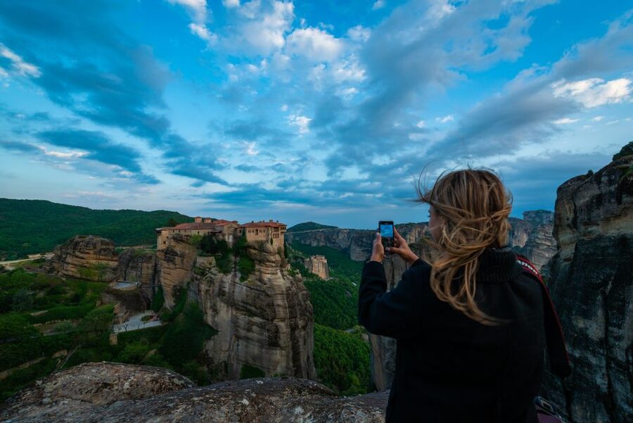 From Athens: 3-Days Meteora with small size local tours - Day 3: a free morning and the return bus to Athens