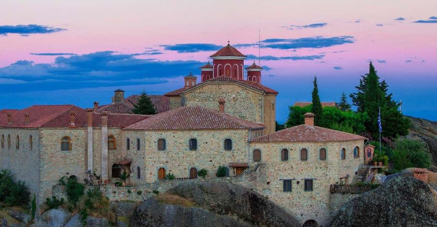 From Athens: 3-Days Meteora with small size local tours - Day 1 transfer: Athens to Kalambaka by air-conditioned bus