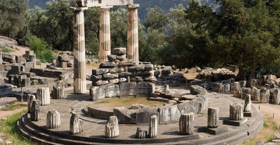 From Athens: 4-Day Peloponnese, Delphi, and Meteora Tour - Epidaurus Ancient Theatre: The Acoustics You Feel in Your Chest