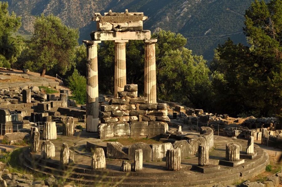 From Athens: 4-Days Classical Tour with Meteora - Day 3 Delphi’s Oracle Site and Museum, Then Kalambaka at Meteora’s Foot