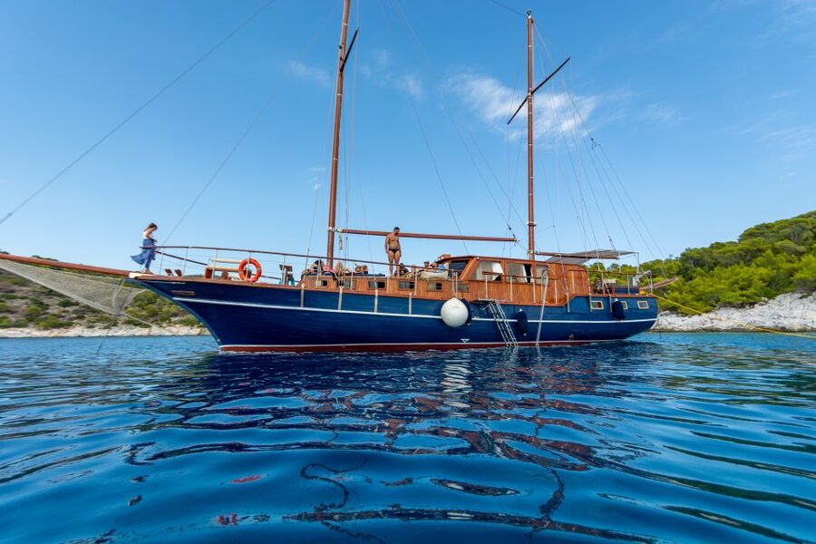 From Athens: Aegina, Agistri and Metopi Day Cruise w/ Lunch - Who Should Book This Cruise (and Who Should Skip It)