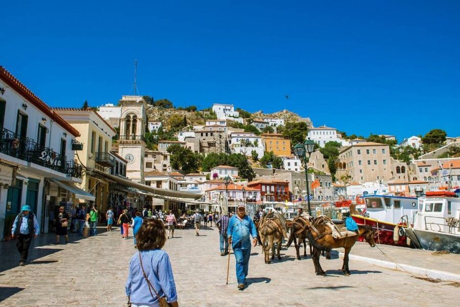 From Athens: Day Cruise to Hydra, Poros & Aegina with Lunch - A one-day Athens cruise that actually covers ground