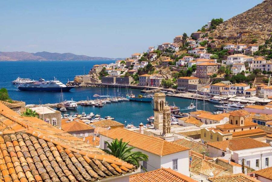 From Athens: Day Cruise to Hydra, Poros & Aegina with Lunch - Inside the COSMOS: comfort, Wi‑Fi, and where to sit