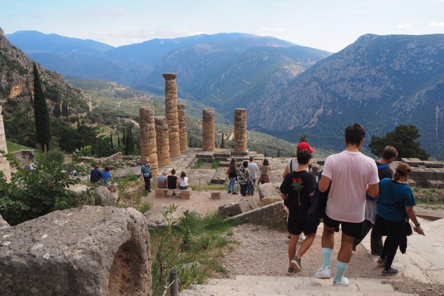 From Athens: Day Tour to Delphi - The Athens-to-Delphi bus ride: comfort, Wi‑Fi, and myth on the route