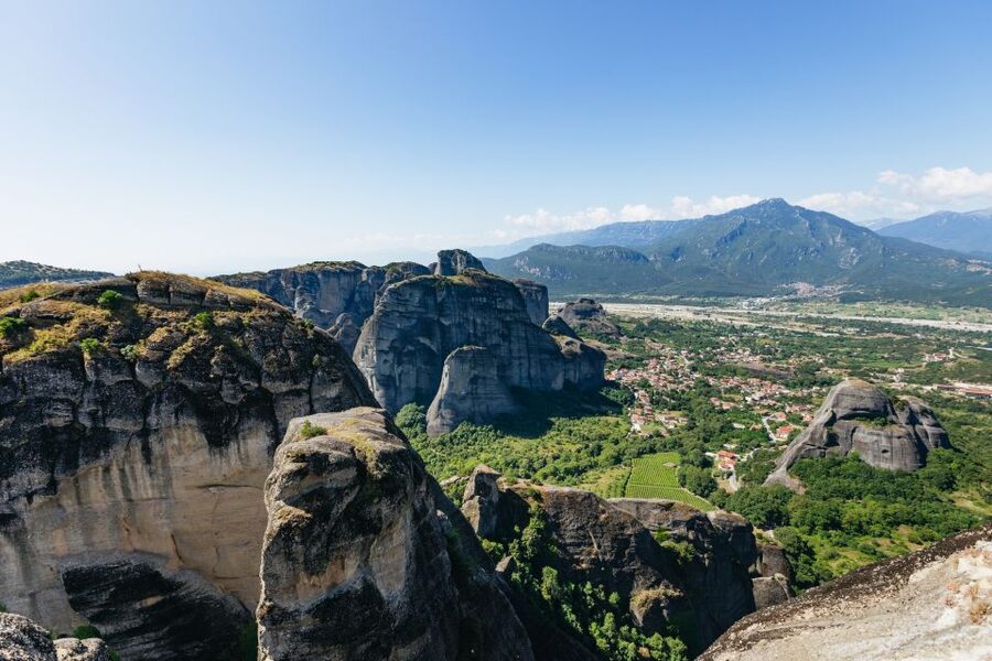 From Athens: Delphi and Meteora 2-Day Guided Tour - Should you book this Delphi and Meteora tour from Athens?