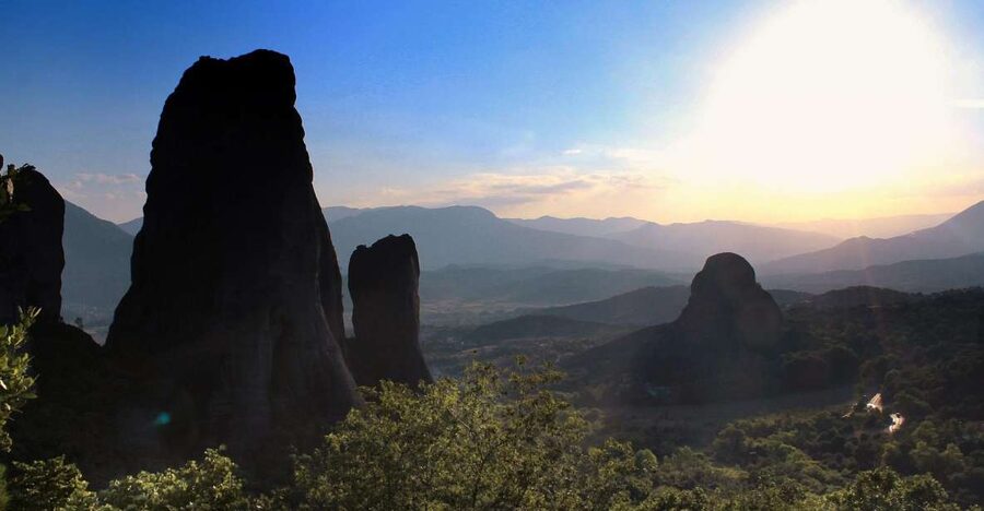 From Athens: Delphi and Meteora 2-Day Tour with Hotel - Key things to know before you go
