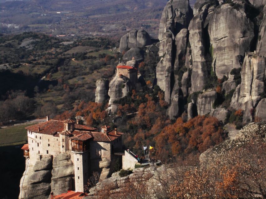 From Athens: Delphi and Meteora 2-Day Tour with Hotel - Who this tour suits best (and who should rethink it)