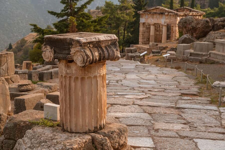 From Athens: Delphi Day Trip with Spanish-Speaking Guide - Spanish Guidance, Audio Support, and Headsets