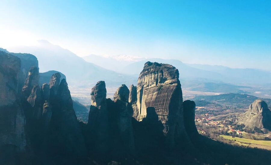 From Athens: Meteora Full-Day Trip with Guide on Luxury Bus - The Stops on the Return Ride (and Why They Help)