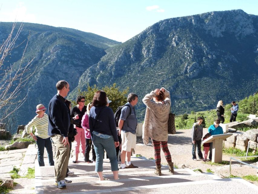 From Athens: Temple of Apollo and Oracle Delphi Day Trip - The drive through Boeotia and Thebes: seeing Oedipus country from the bus