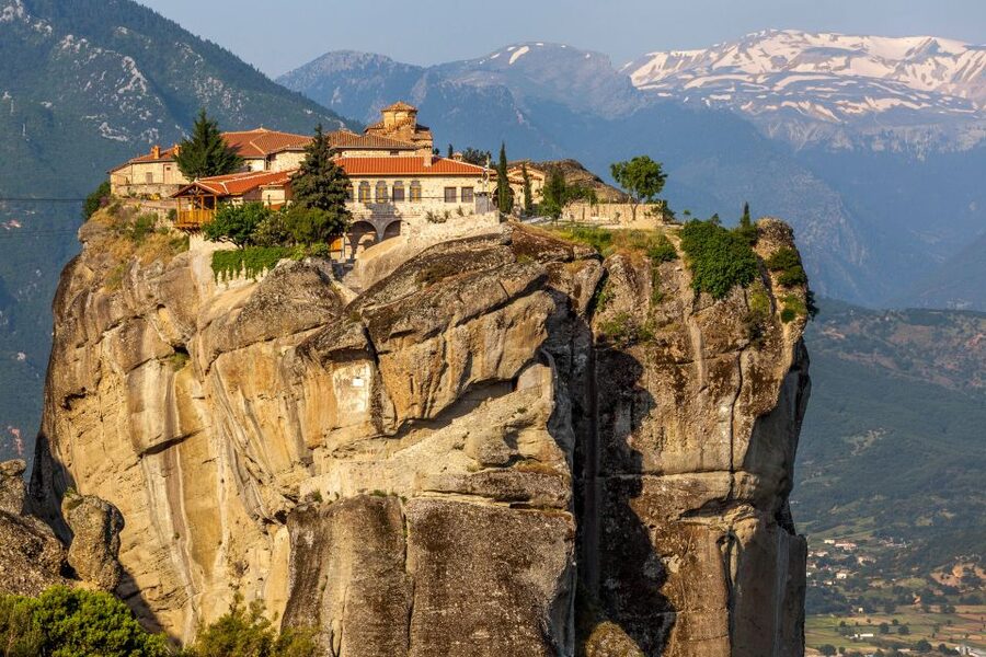 From Athens: Two-Day Guided Tour to Meteora - The 4-hour Sunset Tour: timing, viewpoints, and why it’s worth the effort