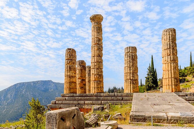Full-Day Delphi Tour from Athens - Delphi village free time and the Arachova scenic break