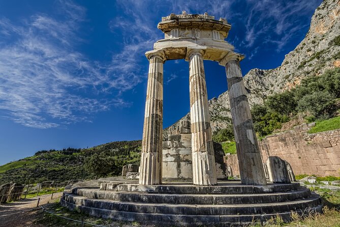 Full-Day Delphi Tour from Athens - The guide makes the day: what the best versions feel like