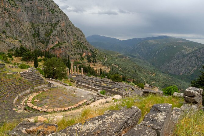 "Full day in Delphi/Livadia: Live the myths" - Temple of Apollo: the monument that still runs the show