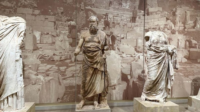 Full Day Private Tour Delphi Navel Of Earth Hosios Loukas - Key Highlights to Look Forward To