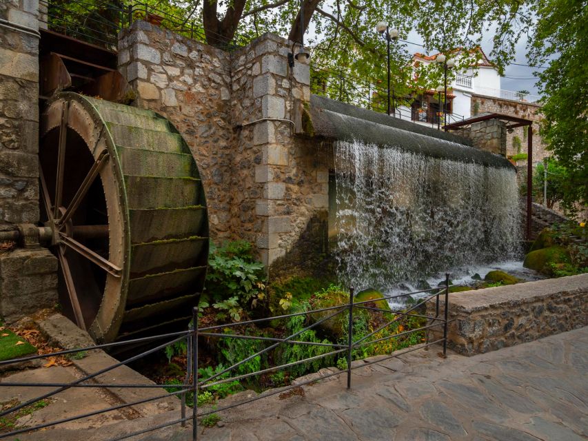 ''Full-Day Tour of Delphi-Monastery Hosios Loukas- Livadia'' - Delphi Village and Arachova: Culture, Crafts, and a Real Break