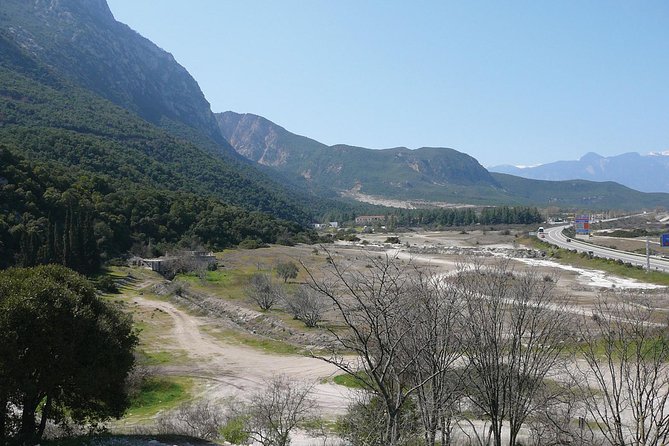 Full Day Tour to Meteora and Thermopylae Including Dinner - Thermopylae: short stop, strong symbolism