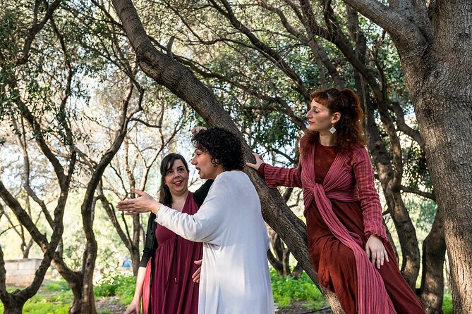 Greek Mythology Storytelling Walk - Plaka kickoff at Nikis & Kidathineon: Zeus gets personal