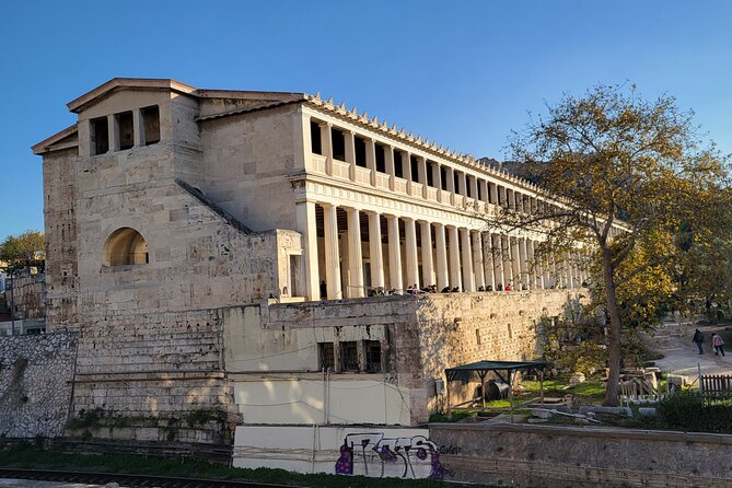 GreekAmerican guide Themistoklis to tour ancient Athens. - Stop 6: Syntagma Square and the guard change