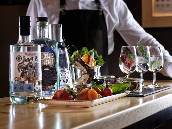 Guided Gin tasting experience in Athens with Snacks - The 1.5-Hour Flow: What to Expect from Start to Finish