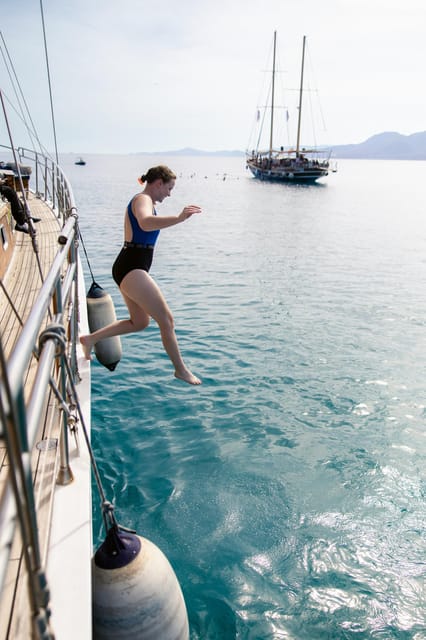 Half-Day Athens Cruise: Swim Stop,Lunch, and Drinks Included - Two swim stops in clear water: how the timing really plays