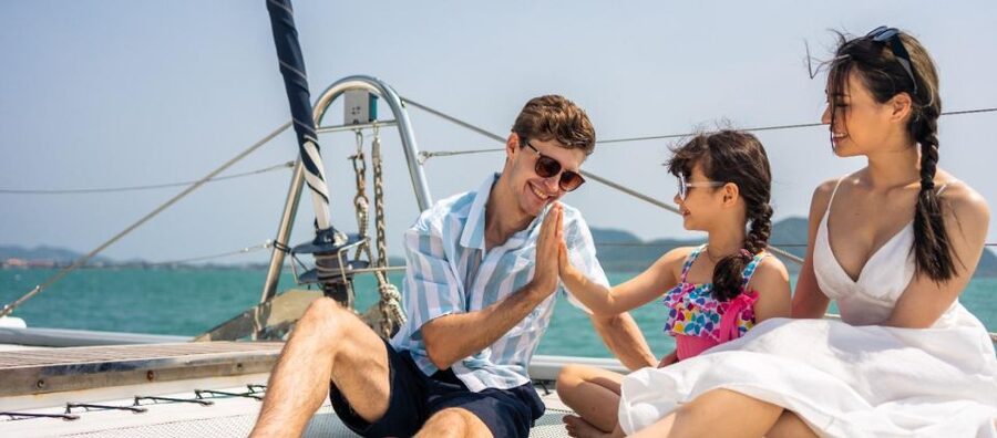 Half-Day Athens Cruise: Swim Stop,Lunch, and Drinks Included - When your cruise timing changes: what to expect