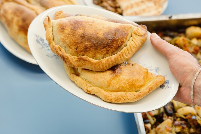 Hands On Greek Cooking Classes in Athens - Logistics That Matter: Finding Sarri 4 and Getting Settled