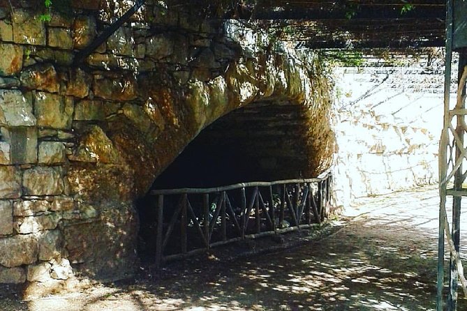 Highlights and Hidden Gems in Athens Walking Tour - Acropolis + Plaka + Mars Hill: more than the skyline photos