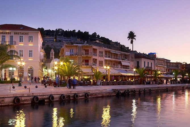 Mercedes Private Tour Anc.Corinth- Anc.Nemea - Mycenae- Nafplio - Corinth Canal: the quick stop that sets the stage
