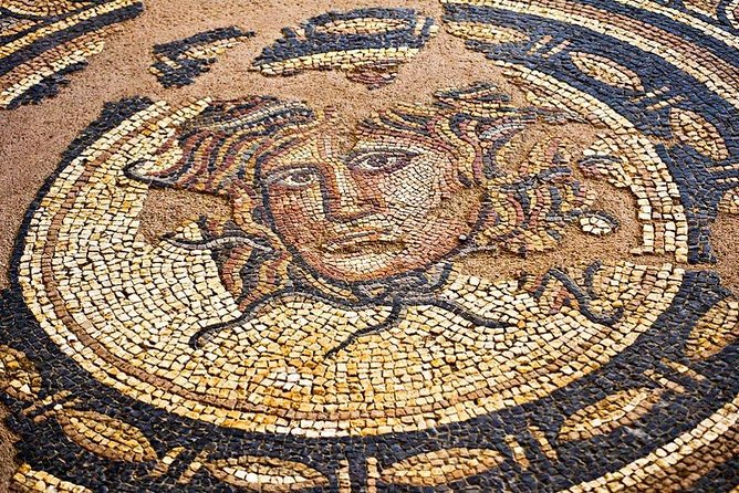 Mercedes Private Tour from Athens to Macedonia Meet Alexander the Great - Price and Value: When the Mercedes-Plus-Accommodation Format Works