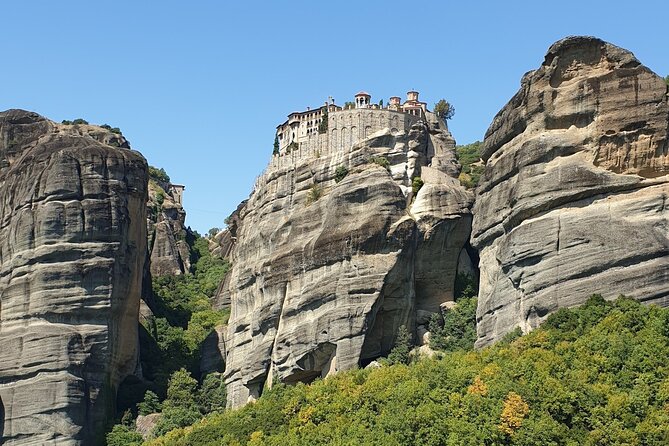 Meteora All Day Tour From Athens - The Thermopylae stop: history on the return route